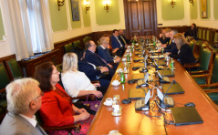 8 May 2019 The Chairman of the Committee on the Diaspora and Serbs in the Region in meeting with the delegation of Serbian radio “Mladost” from Switzerland